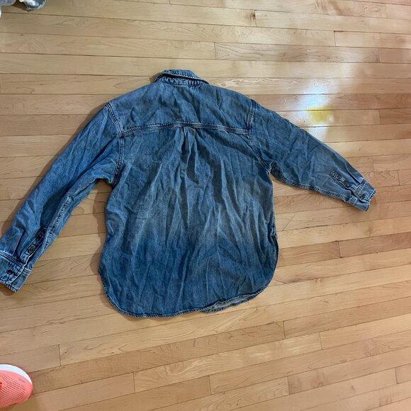 Target Universal Thread Denim Shirt - Picture 3 of 4